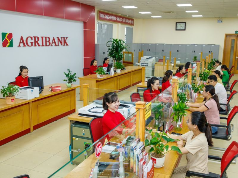 Giờ thao tác ngân hàng Agribank kể từ loại Hai cho tới loại Sáu thắt chặt và cố định bên trên toàn hệ thống