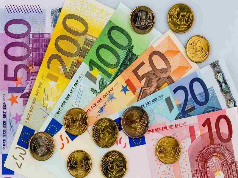 Đồng Euro là gì? Tìm hiểu tổng quan về đồng tiền chung Châu Âu