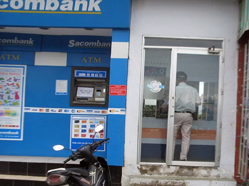 Hướng dẫn chi tiết cách rút tiền ATM Sacombank nhanh nhất