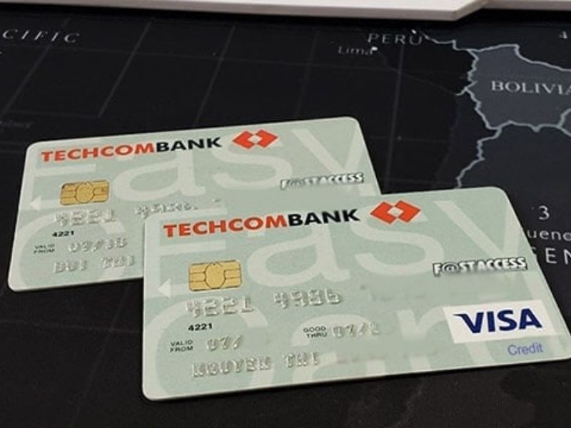 Phí thường niên của thẻ tín dụng Techcombank tuỳ vào từng hạng thẻ