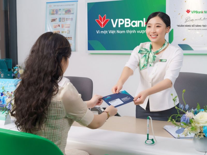 Thanh toán tiền lãi vay thấu chi tại VPbank có mất phí không?