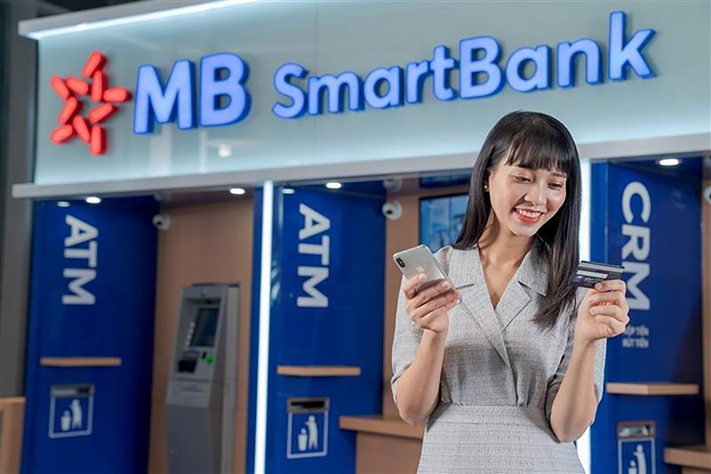 In thẻ vật lý MB Bank qua mô hình Smart Bank